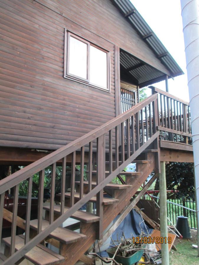 内尔斯普雷特The Tree House别墅 外观 照片
